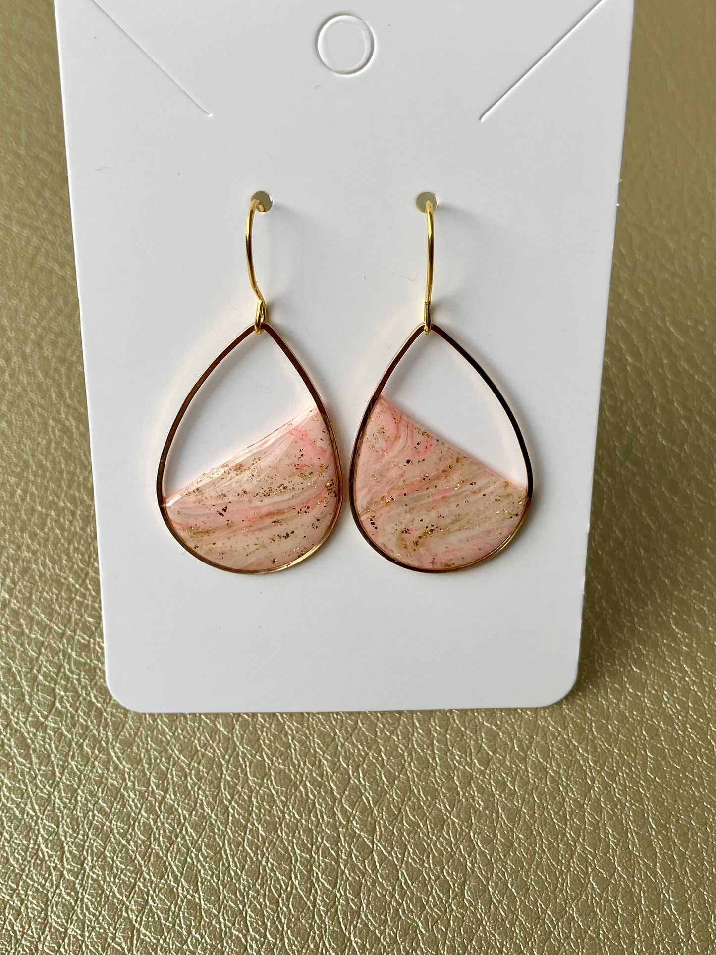 gold-drop white/rosé