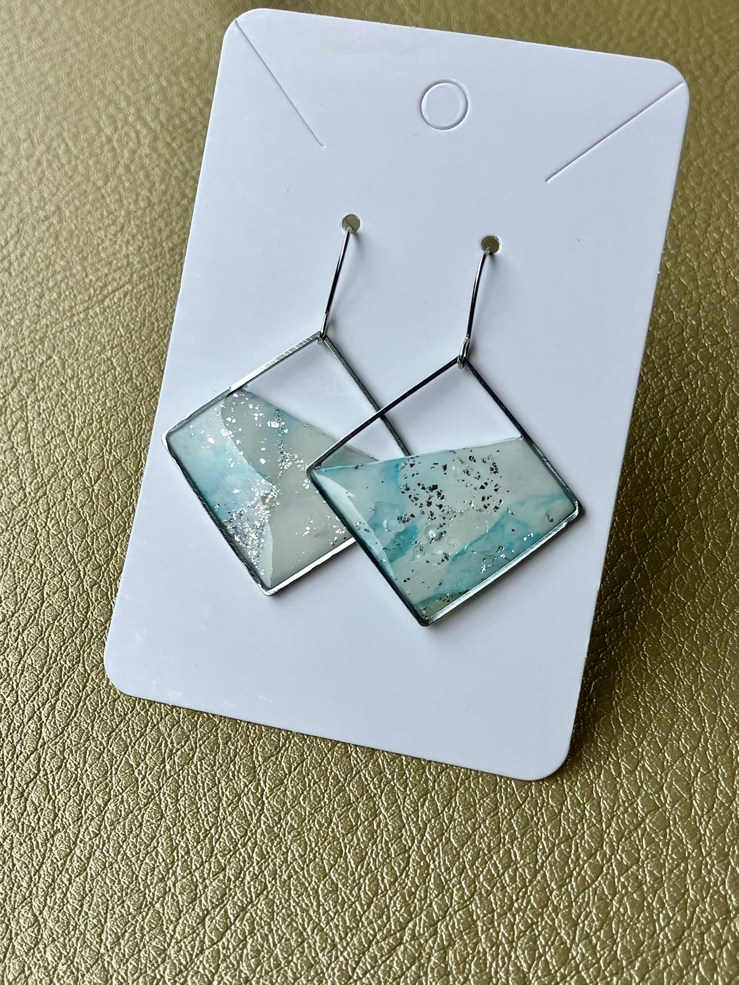 silver-square white/blue