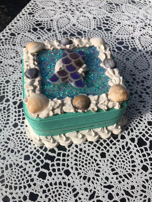 cake box mermaid